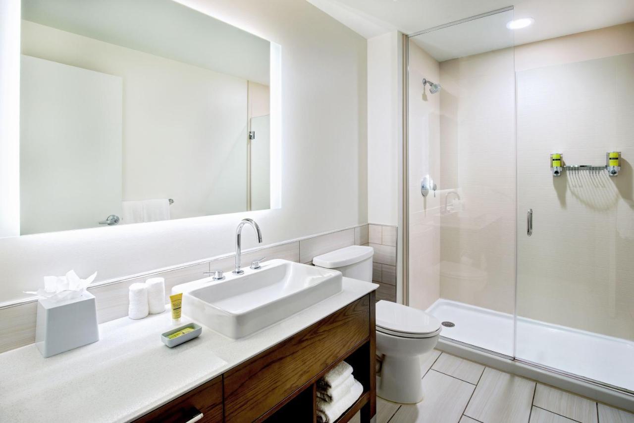 Hotel Element Hampton Peninsula Town Center Zewnętrze zdjęcie